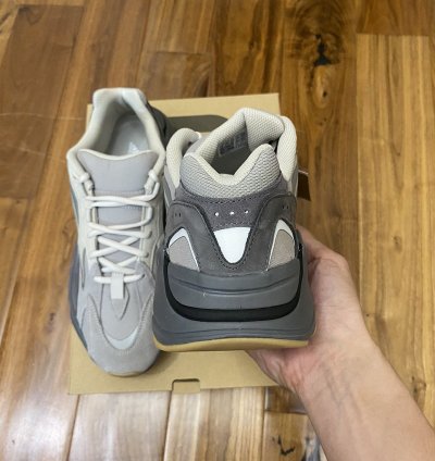 Adidas Yeezy Boost 700 V2 Tephra Sz 12m