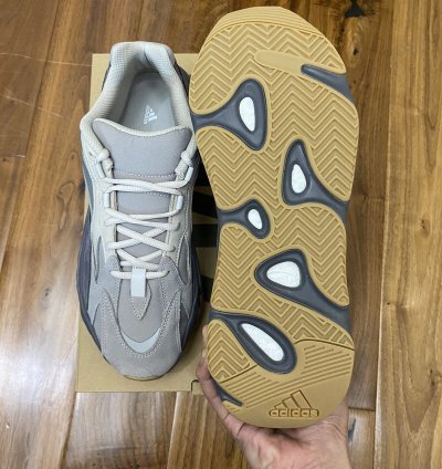 Adidas Yeezy Boost 700 V2 Tephra Sz 12m