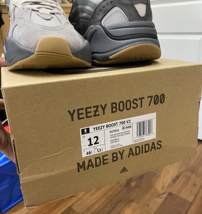 Adidas Yeezy Boost 700 V2 Tephra Sz 12m