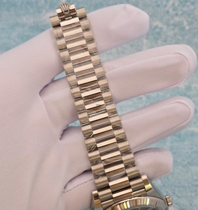 Rolex Day-date 40 2024 Brand New Full Set With White Tag important