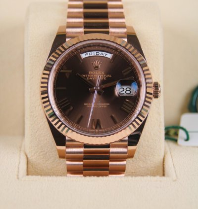 Rolex Day-date 40 2024 New Choco Roman Dial Full Set