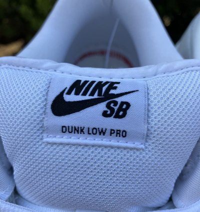 Supreme Sb Dunk Low Red White Varsity Red-white-black
