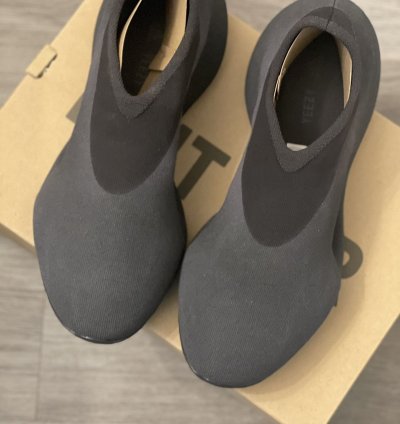 Adidas Yeezy Knit Rnr Onyx Size 11 5m