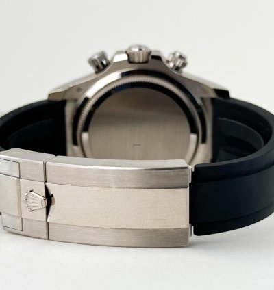 Rolex Daytona 40mm White Gold Black Ceramic Bezel Black Silver Index Dial Oysterflex Bracelet