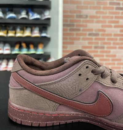 Size 10 5 - Nike Dunk Premium Sb Low City Of Love Collection