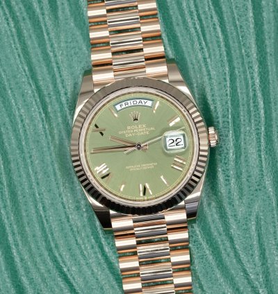 Rolex Day-date 40 2024 Rose Gold Day-date 40 Olive Green Dial Unworn Box And Papers 228235