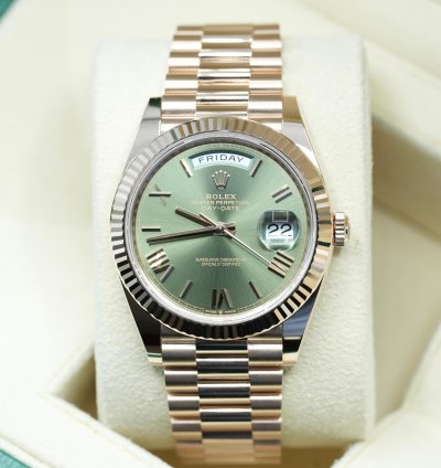 Rolex Day-date 40 2024 Rose Gold Day-date 40 Olive Green Dial Unworn Box And Papers 228235