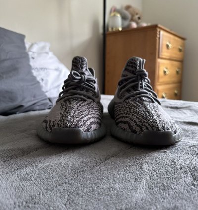 Adidas Yeezy V2 Beluga 2 0