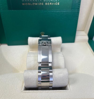 Rolex Daytona 40mm White Gold Cosmograph Blue Index Dial 116509