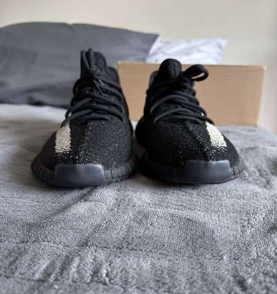 Adidas Yeezy V2 Oreo