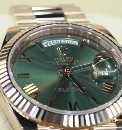 Rolex Day-date 40 2024 Unworn Olive Dial Day-date 40mm 228235