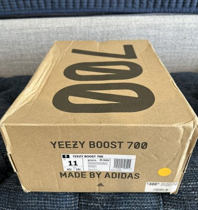 Adidas Yeezy Wave Runner 700 Solid Grey