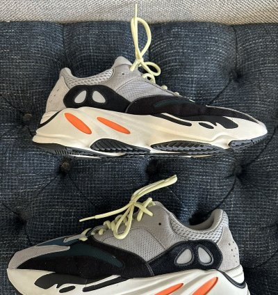 Adidas Yeezy Wave Runner 700 Solid Grey