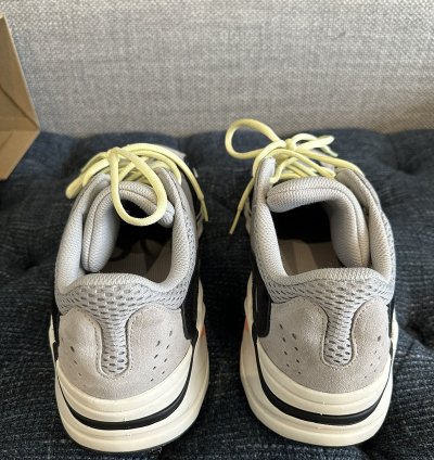 Adidas Yeezy Wave Runner 700 Solid Grey
