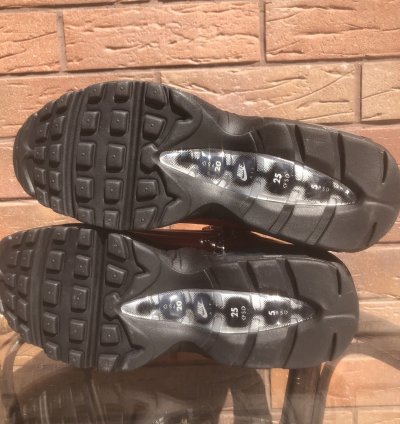 Supreme Swarovski Air Max 95 Lux Gym Red 2019