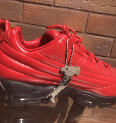 Supreme Swarovski Air Max 95 Lux Gym Red 2019