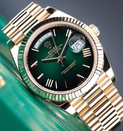 Rolex Day-date 40 2024 Unworn New Green Ombre Dial 40mmyellow Gold President 228238
