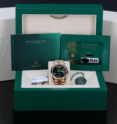 Rolex Day-date 40 2024 Unworn New Green Ombre Dial 40mmyellow Gold President 228238