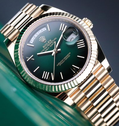 Rolex Day-date 40 2024 Unworn New Green Ombre Dial 40mmyellow Gold President 228238