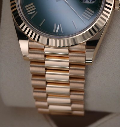 Rolex Day-date 40 2025 Complete Set Money Green Dial Yellow Gold Day Date Presidential 228238