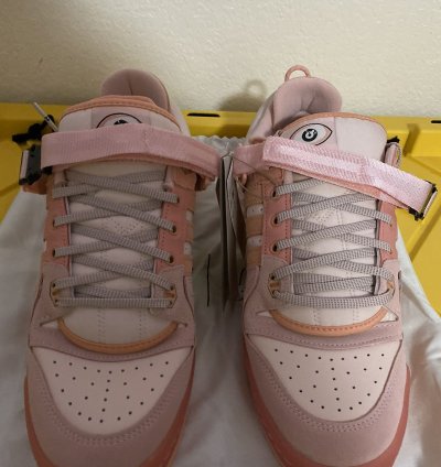 Bad Bunny Forum Buckle Low