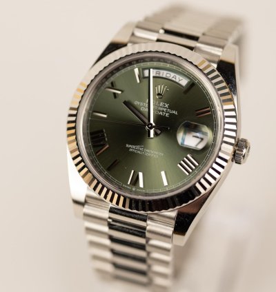 Rolex Day-date 40 2025 Day Date 40 Platinum Olive Dial 228236