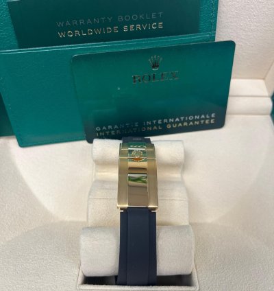 Rolex Daytona 40mm Yellow Gold Black Paul Newman Index Dial Oysterflex 116518ln