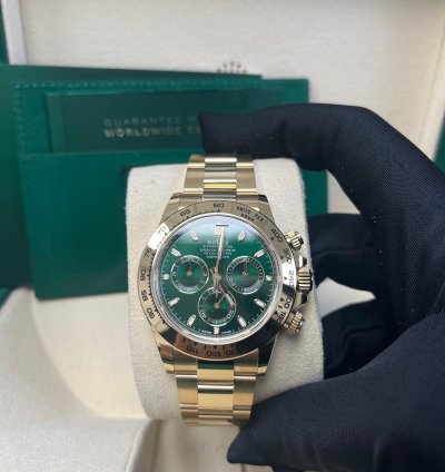 Rolex Daytona 40mm Yellow Gold Cosmograph Green Index Dial 116508