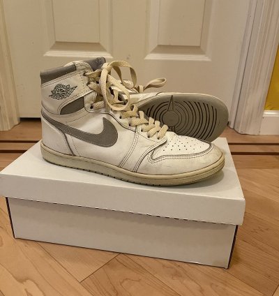 Air Jordan 1 Neutral Grey 1985 Vintage Nike Og