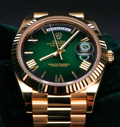 Rolex Day-date 40 2025 New Unworn Day-date Green Ombre Gradient Yellow Gold President 228238-0069