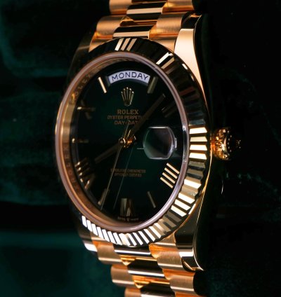 Rolex Day-date 40 2025 New Unworn Day-date Green Ombre Gradient Yellow Gold President 228238-0069