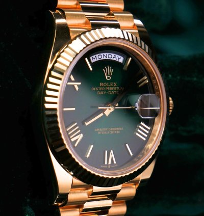 Rolex Day-date 40 2025 New Unworn Day-date Green Ombre Gradient Yellow Gold President 228238-0069