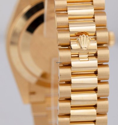 Rolex Day-date 40 2025 Rolex Day-date President 40mm Green Ombre 18k Gold 228238 Box