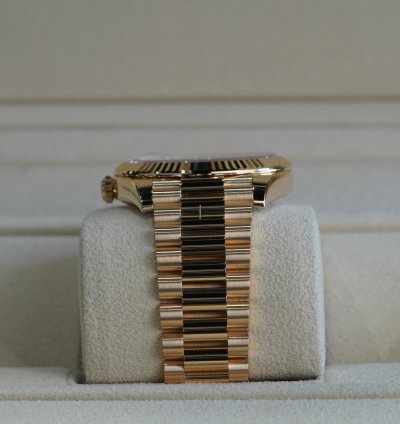 Rolex Day-date 40 2025 Unworn White Roman Numeral Daydate 40mm 228238