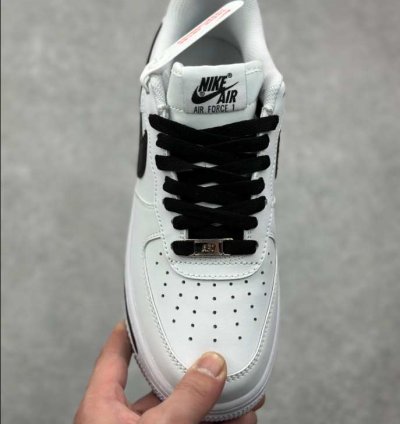 Nike Air Force 1 Love Storie