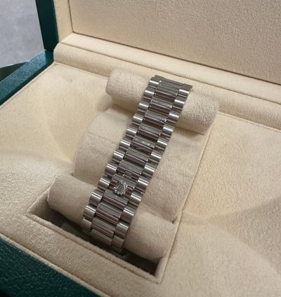 Rolex Day-date 40 228206