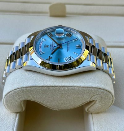 Rolex Day-date 40 228206 Ice Blue Roman