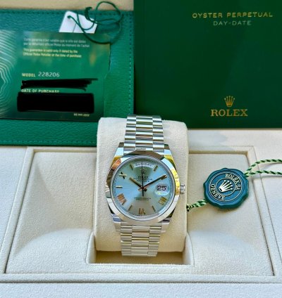 Rolex Day-date 40 228206 Ice Blue Roman
