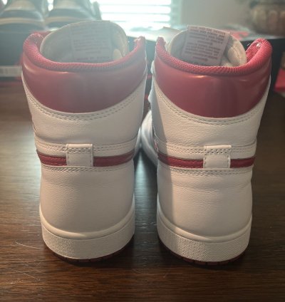 Air Jordan 1 Retro High Og Metallic Red
