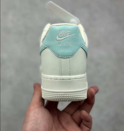 Nike Air Force 1 Low jade Ice