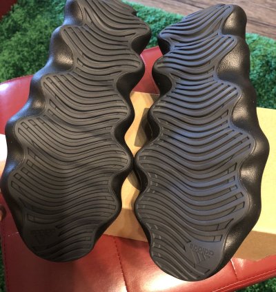 Dark Slate Yeezy 450