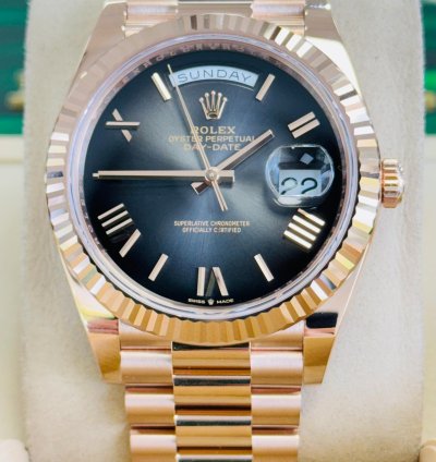 Rolex Day-date 40 228235 18k Rose Gold President Slate Ombre Roman Dial Box And Papers Unworn