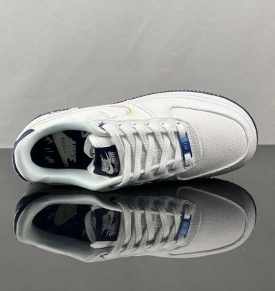Nike Air Force 1 Premium white Fossil