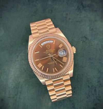 Rolex Day-date 40 228235 2025 40mm Everrose Presendial Bracelet Chocolate Dial Arabic Numerals Unworn Box Papers