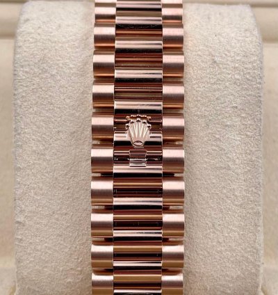 Rolex Day-date 40 228235 40mm Rose Gold Chocolate Baguette Dial Unworn 2024