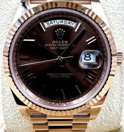 Rolex Day-date 40 228235 40mm Rose Gold Chocolate Roman Dial Unworn 2024