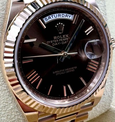 Rolex Day-date 40 228235 40mm Rose Gold Chocolate Roman Dial Unworn 2024