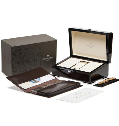 Patek Philippe Complications Stainless Steel 5935a-001 - Com003725