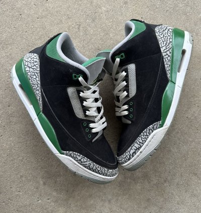 Air Jordan 3 Retro Pine Green Size 13