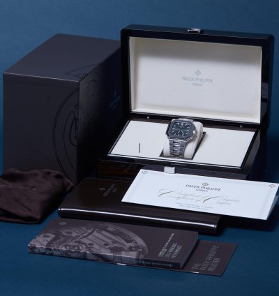 Patek Philippe Cubitus 5821 1a-001 Green - Box Papers - New Model - 2024